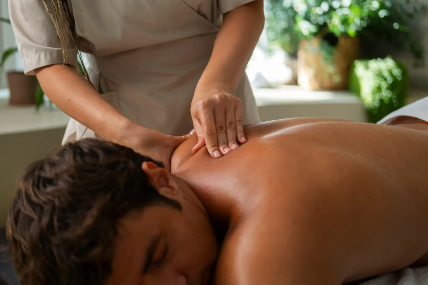 Aroma Massage at Skyora Spa